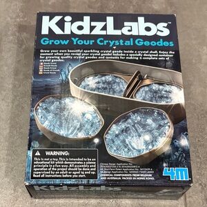 KidzLabs Crystal Geode Kit